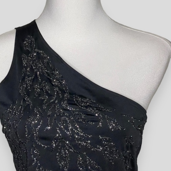 Black One Shoulder Sparkly Pattern on Front Top by Mandee Size Small - Picture 2 of 6
